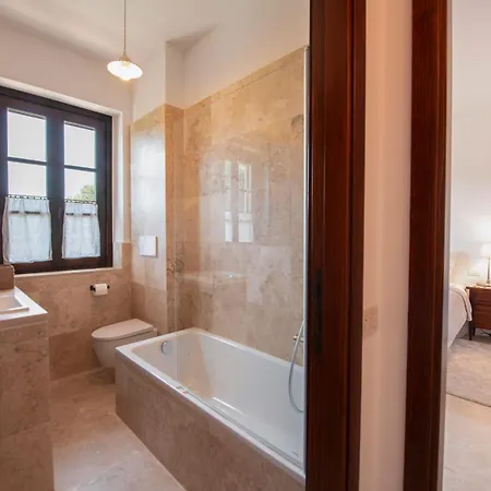 La Casa Rossa N 3 *